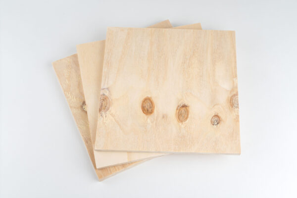 C+/C 100% Pinus